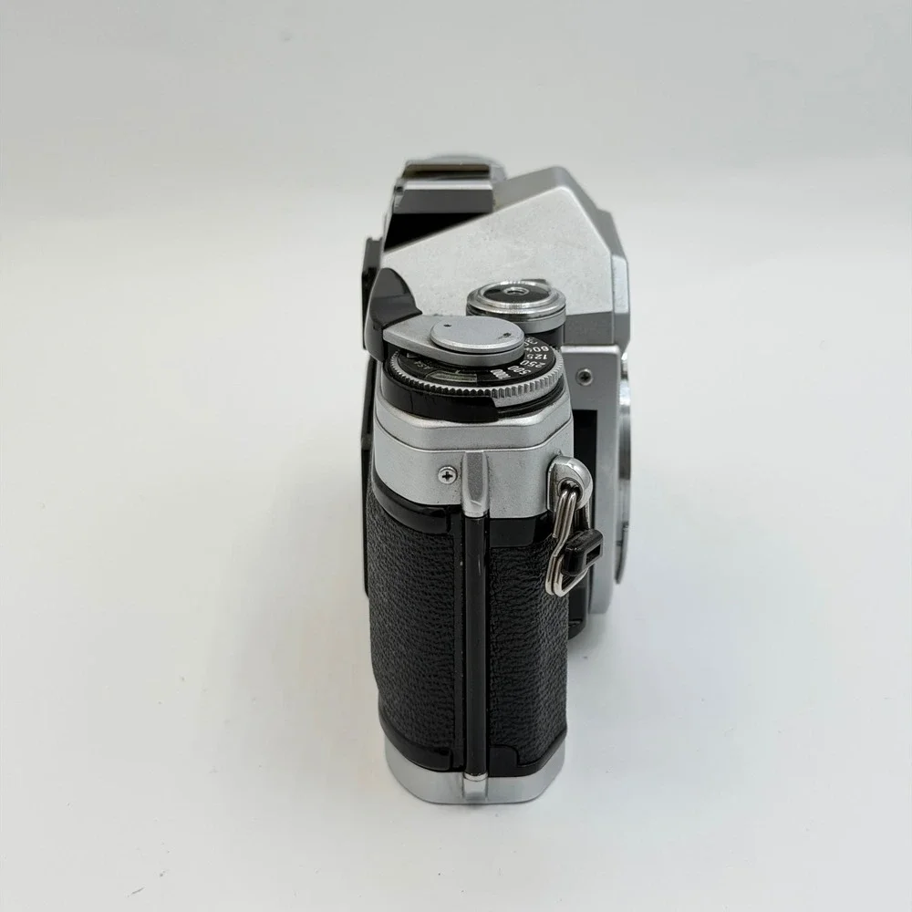 Canon AE-1 35mm Film SLR Camera Body Silver Black Vintage Serial 2580712